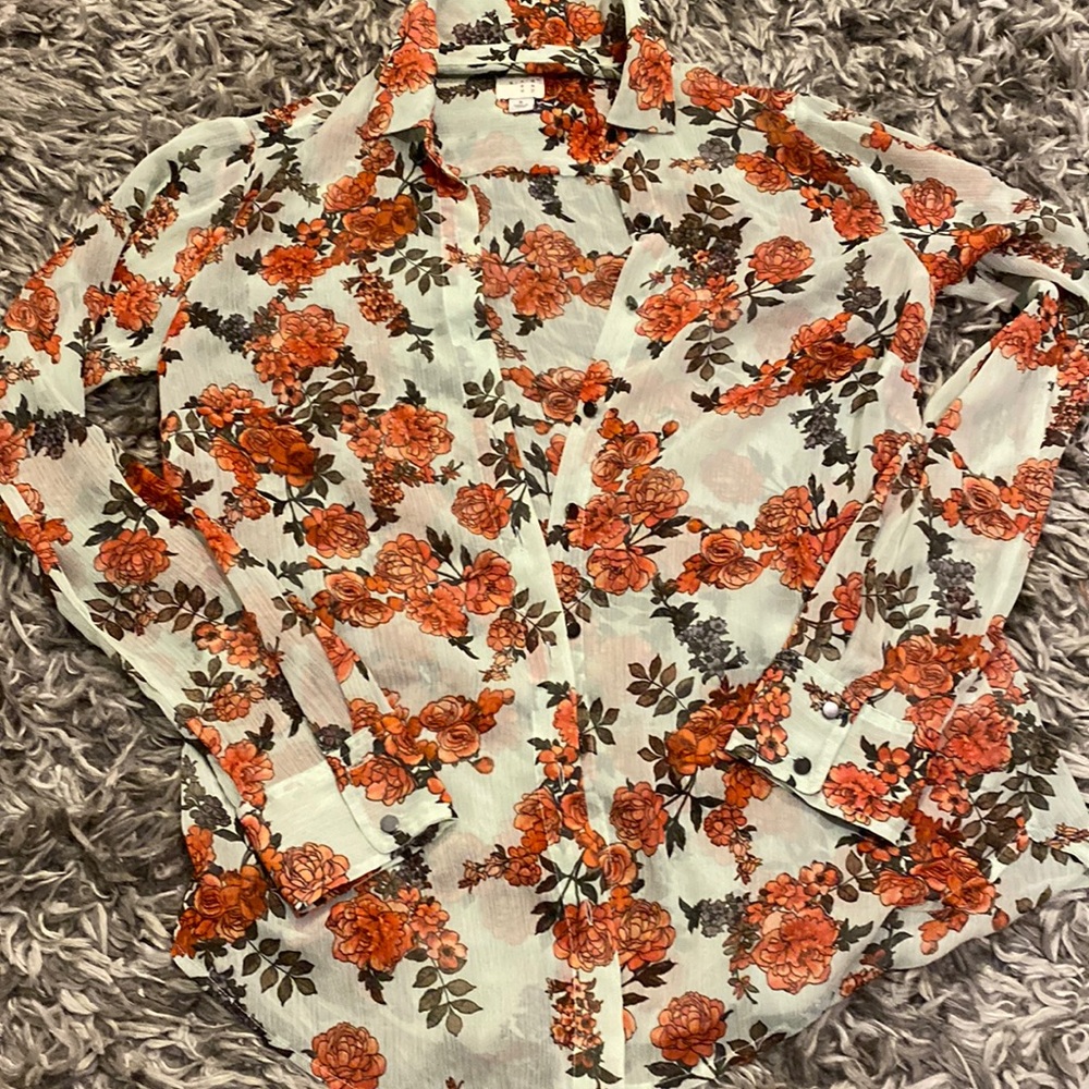 Flowered top small